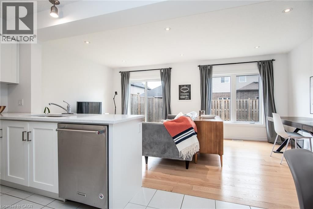 143 WILLIAM STREET Image 6