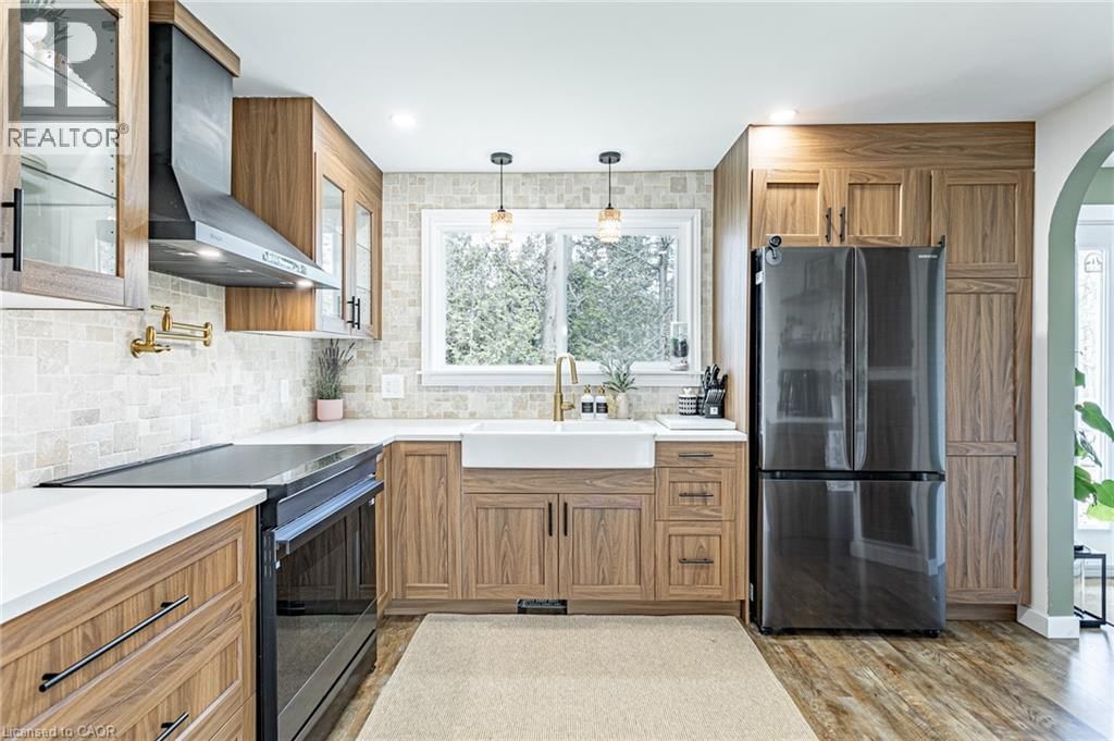 23 DOVER STREET Image 10