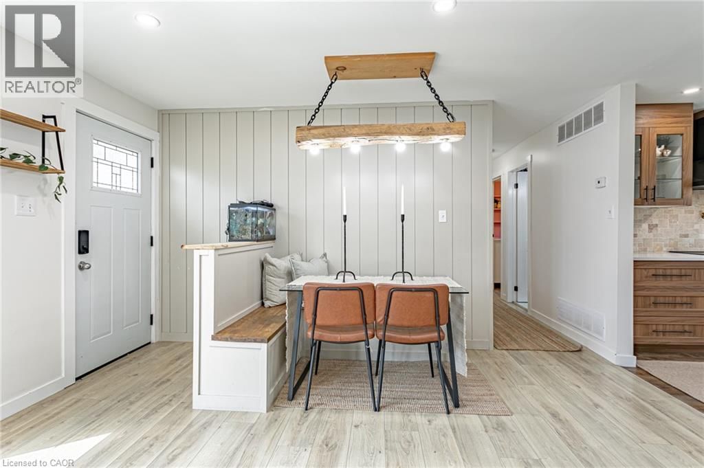 23 DOVER STREET Image 19