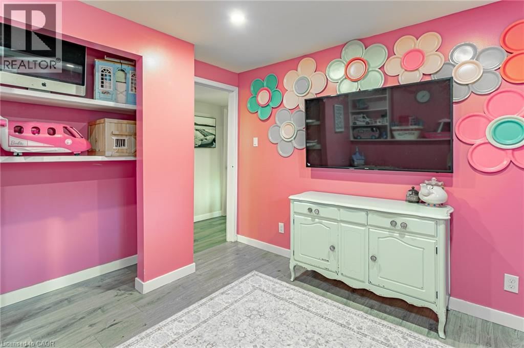 23 DOVER STREET Image 34