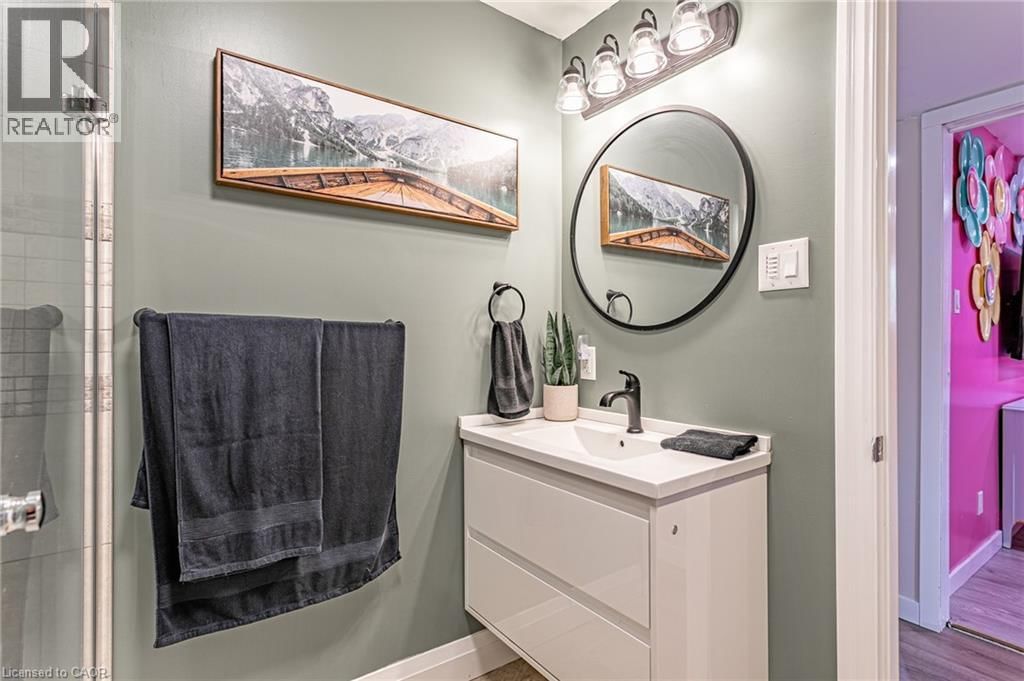 23 DOVER STREET Image 38