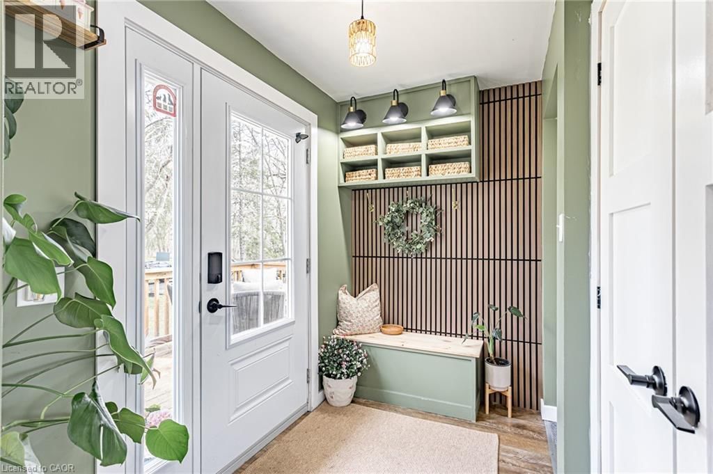 23 DOVER STREET Image 7