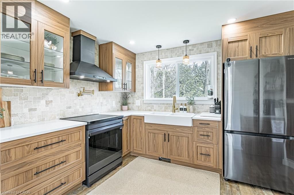 23 DOVER STREET Image 9