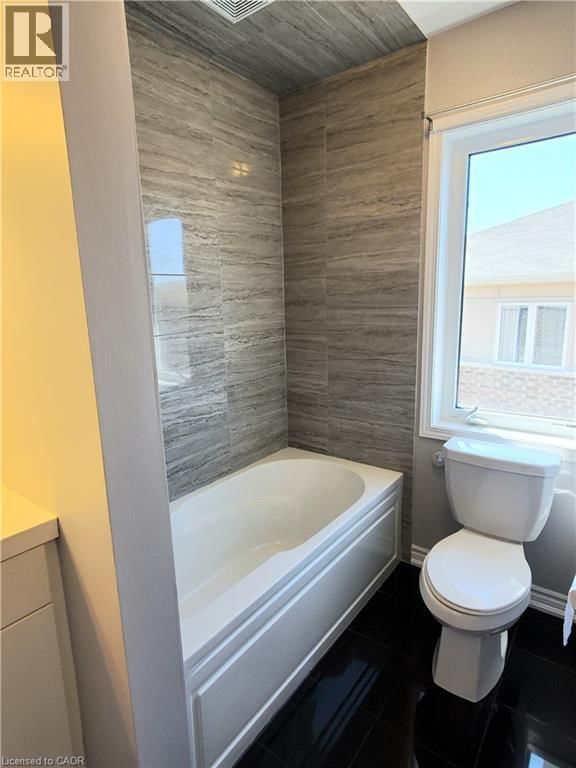 124 DAYLILY LANE Image 19