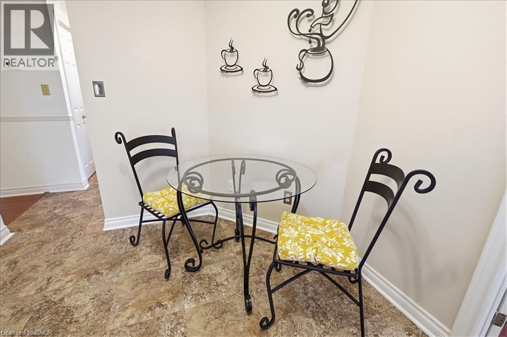 104 - 433 LINWELL ROAD Image 14