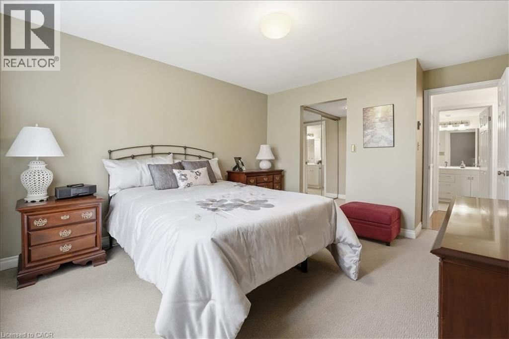 104 - 433 LINWELL ROAD Image 16