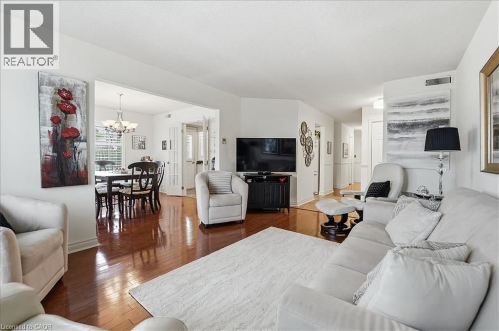 104 - 433 LINWELL ROAD Image 6