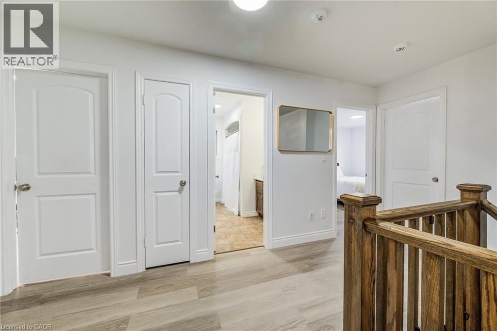 617 THORNDALE DRIVE Image 32