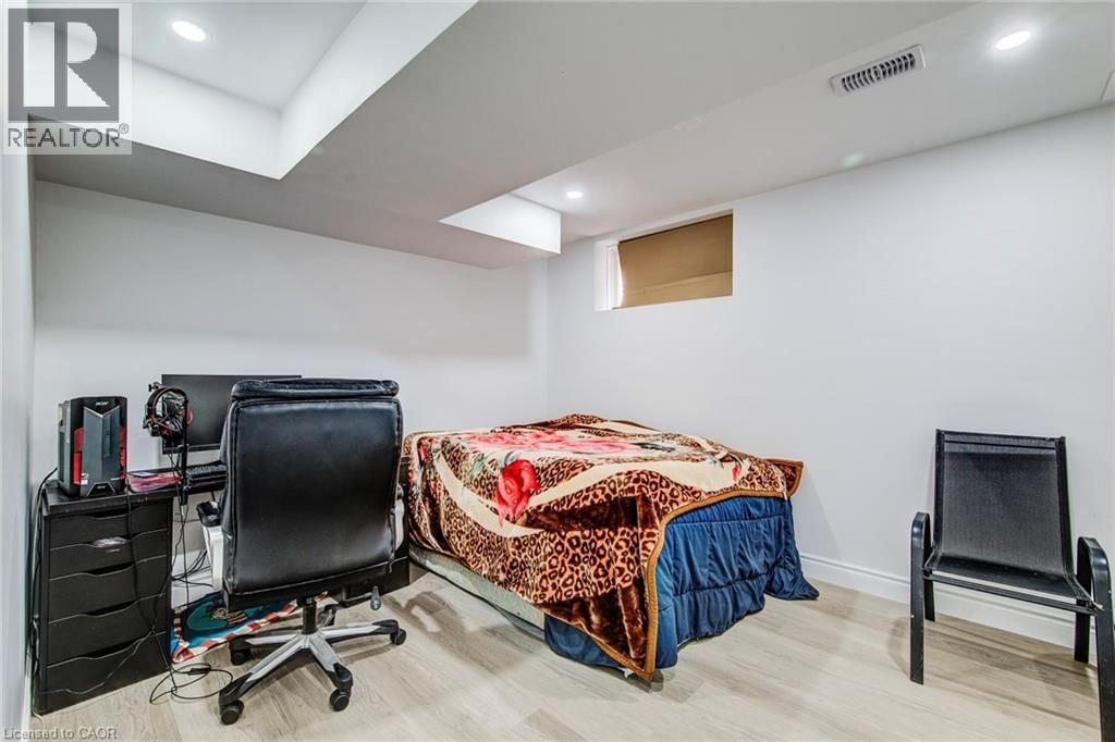 617 THORNDALE DRIVE Image 40