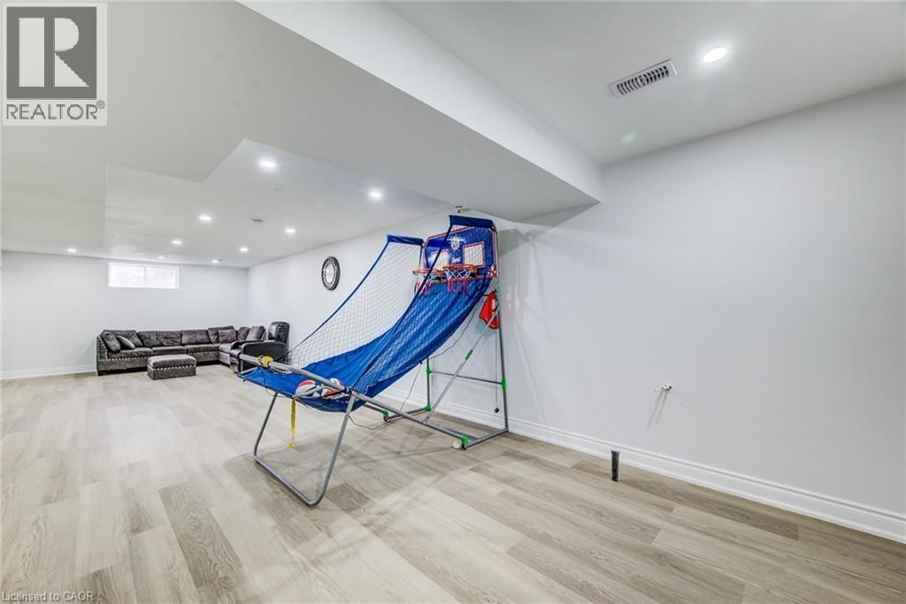 617 THORNDALE DRIVE Image 43