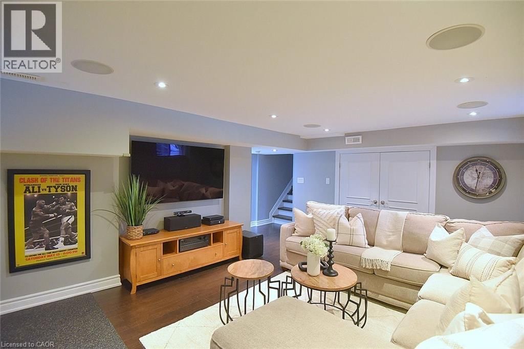 626 VANDERBURGH DRIVE Image 36