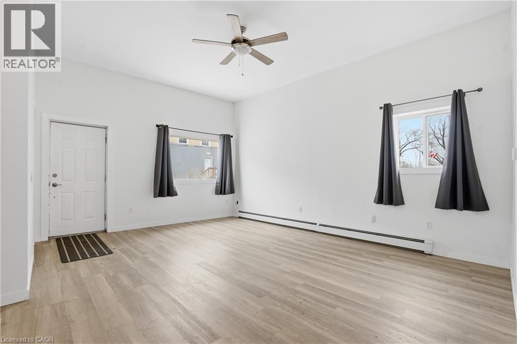 14 AVENUE PLACE Image 2