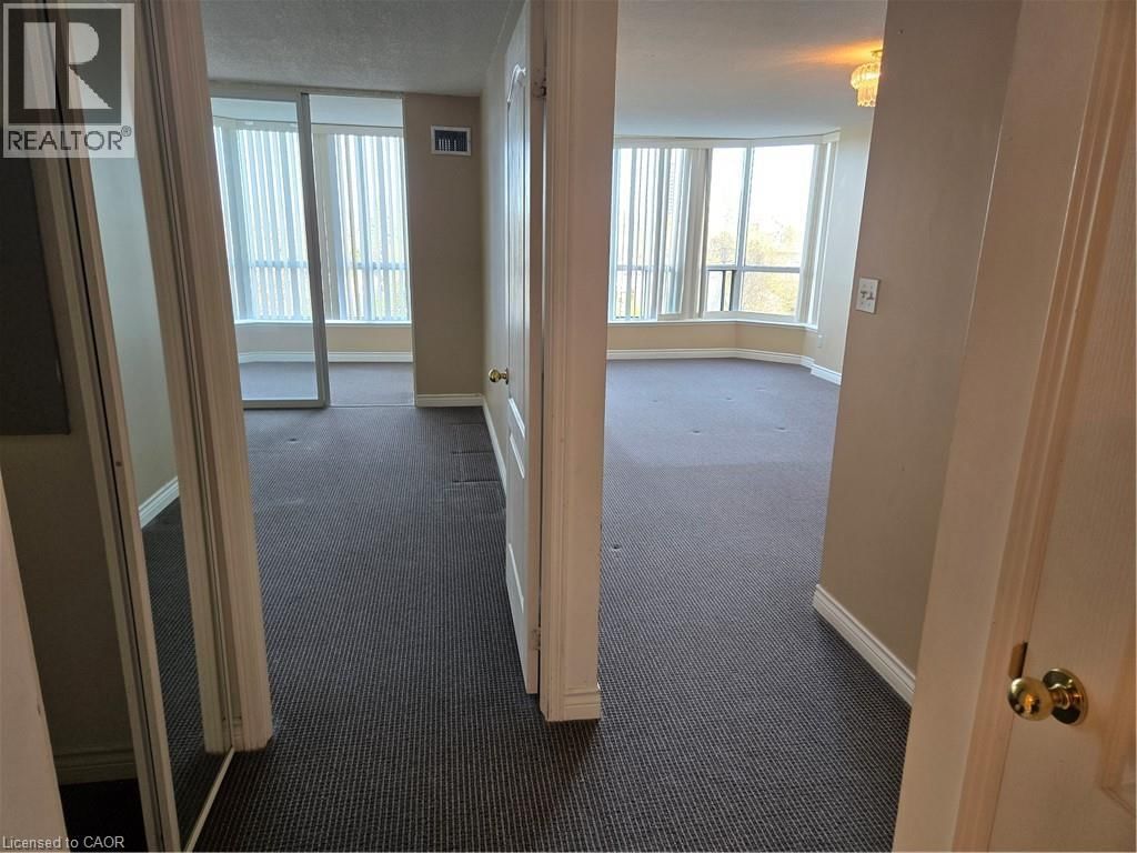 608 - 1276 MAPLE CROSSING BOULEVARD Image 8