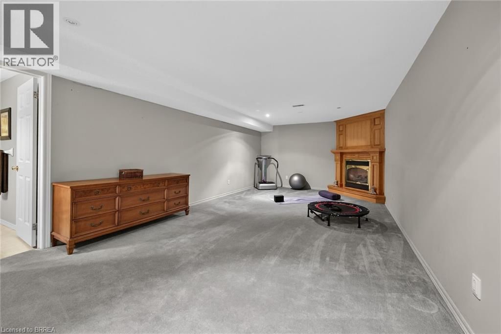 44 - 570 WEST STREET Image 22