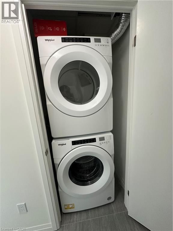 108 - 275 LARCH STREET Image 14