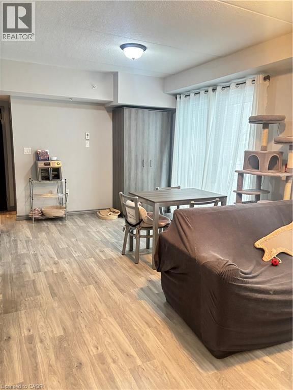 108 - 275 LARCH STREET Image 6