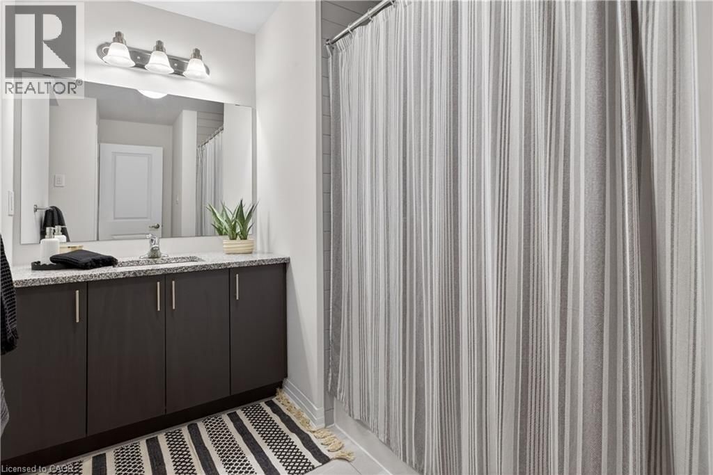 38 - 2 WILLOW STREET Image 19