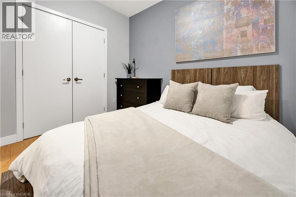 310 - 188 KING STREET SOUTH Image 9