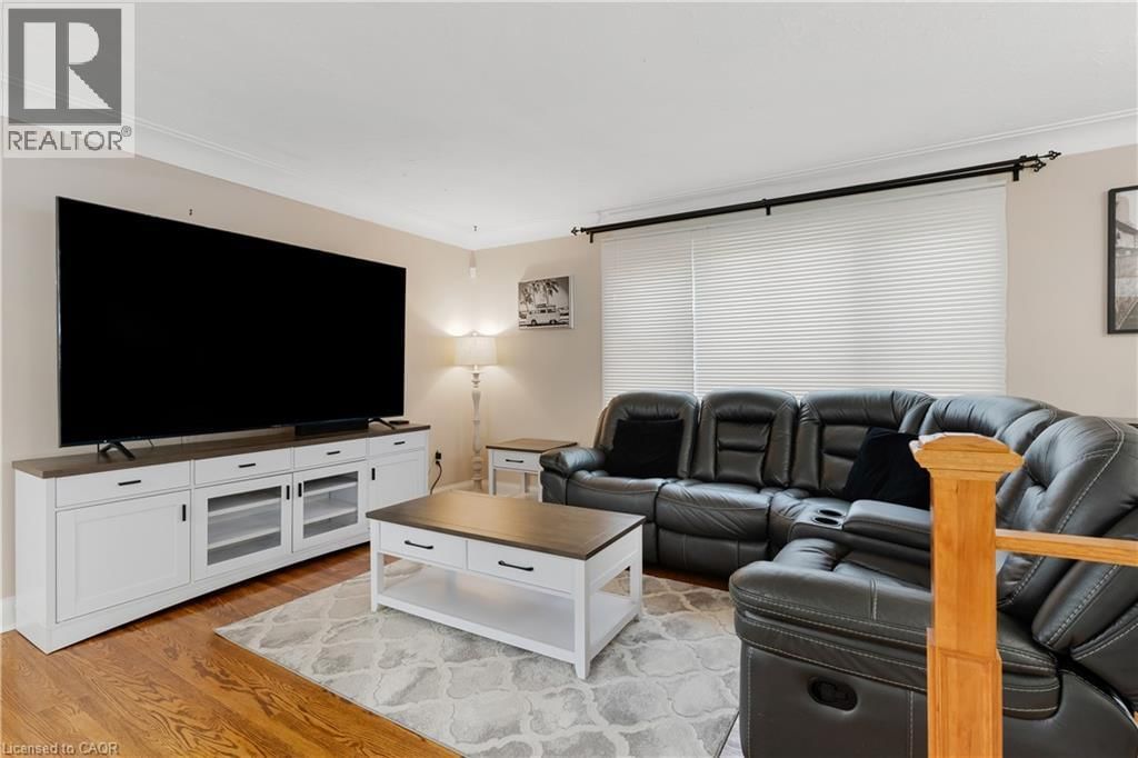 83 DUNSDON STREET Image 15