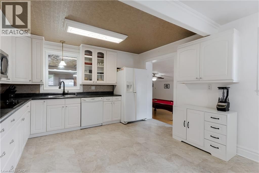 83 DUNSDON STREET Image 20