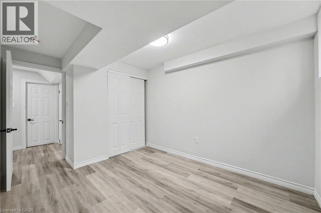 24 DERBY DRIVE Image 20