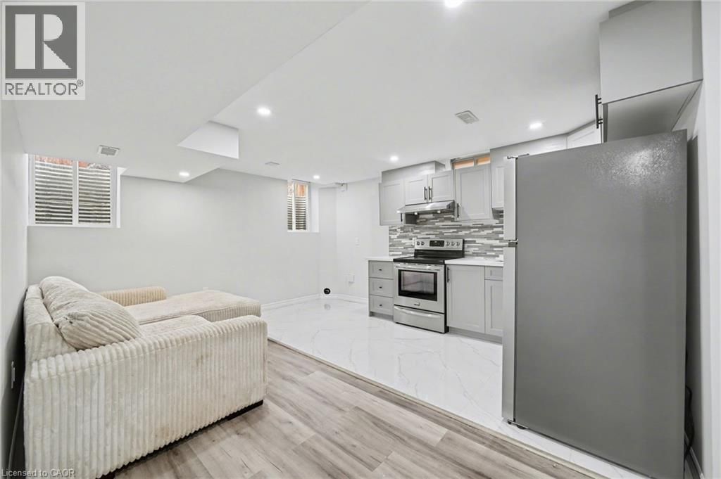 24 DERBY DRIVE Image 6