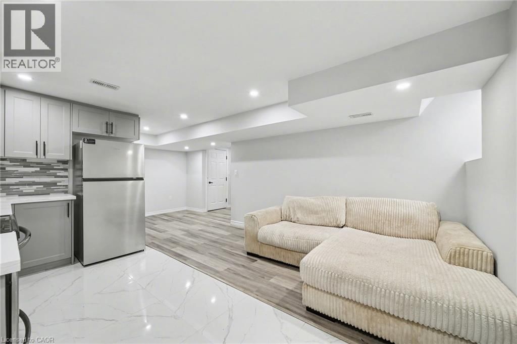 24 DERBY DRIVE Image 7