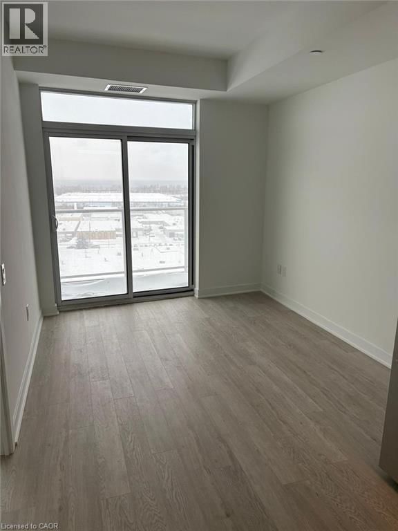 1215 - 2782 BARTON STREET EAST Image 4