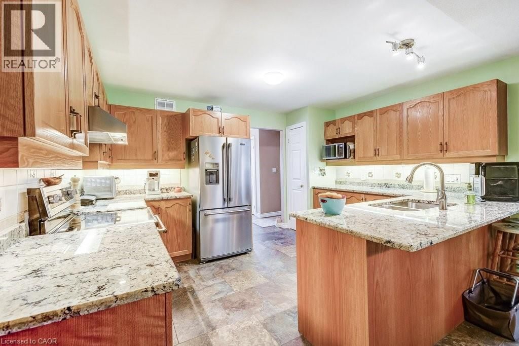 126 GLENARIFF DRIVE Image 13