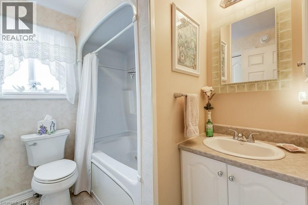 126 GLENARIFF DRIVE Image 21