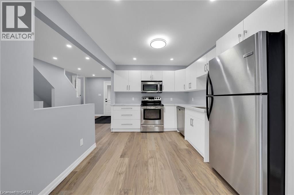 4 - 451 WOODVIEW ROAD Image 11