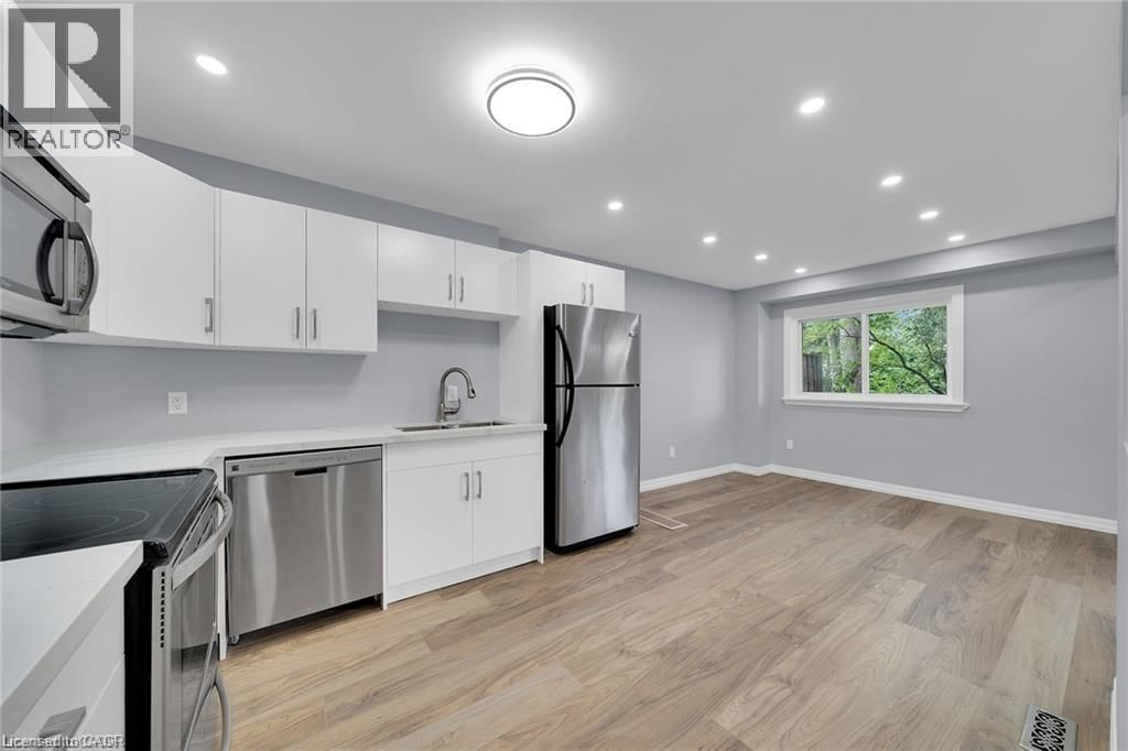 4 - 451 WOODVIEW ROAD Image 13