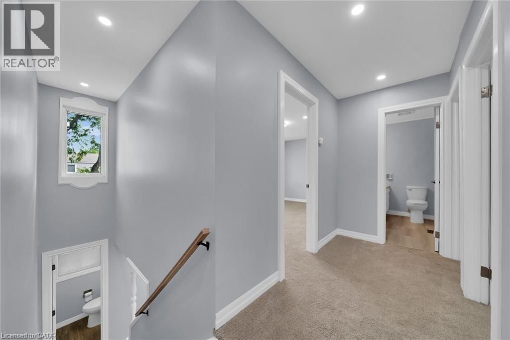 4 - 451 WOODVIEW ROAD Image 16