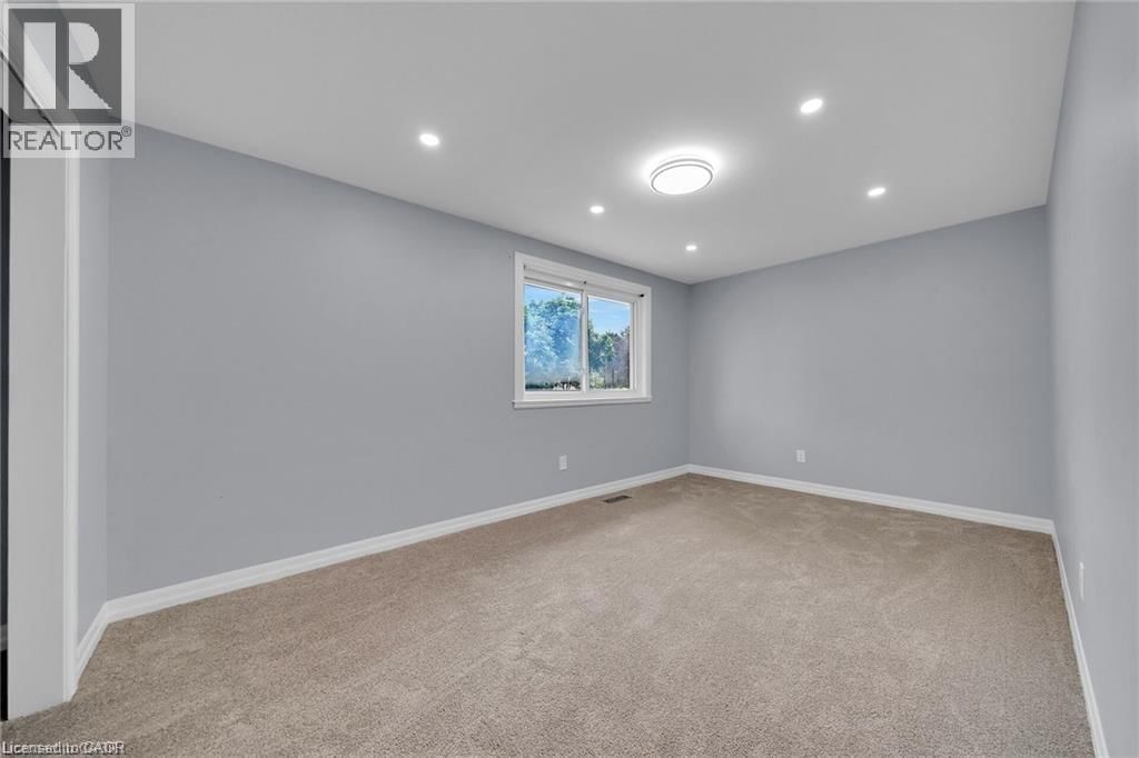 4 - 451 WOODVIEW ROAD Image 17