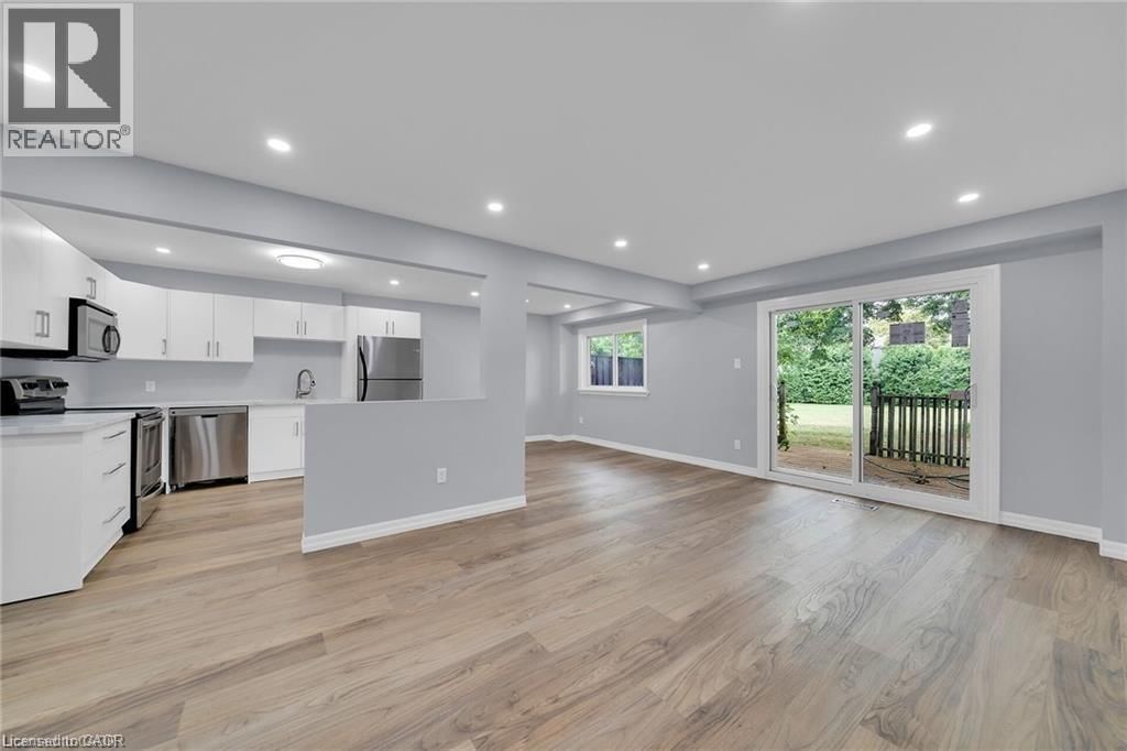 4 - 451 WOODVIEW ROAD Image 7