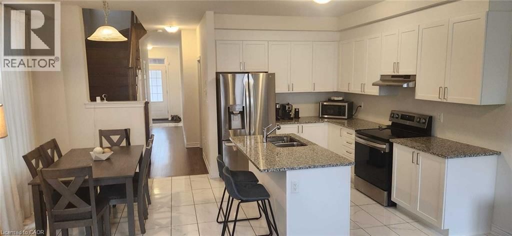 130 ICE PALACE CRESCENT Image 5