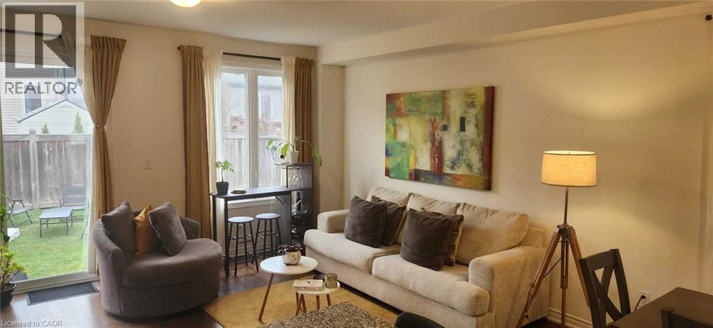 130 ICE PALACE CRESCENT Image 7