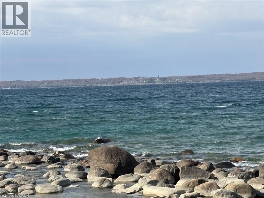 13 ASHGROVE LANE Image 1