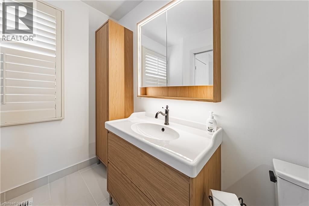 11 - 1275 MAPLE CROSSING BOULEVARD Image 17