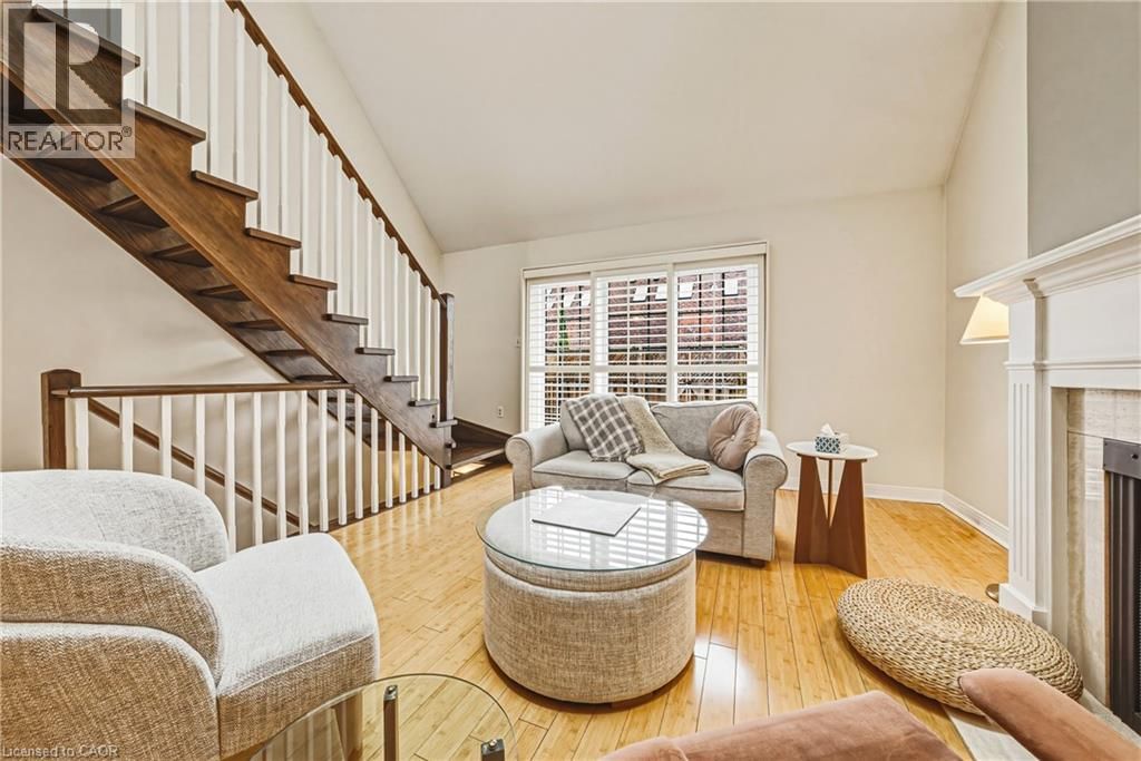 11 - 1275 MAPLE CROSSING BOULEVARD Image 8