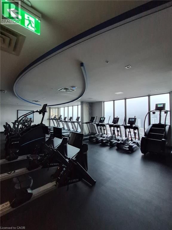 818 - 75 JAMES STREET SOUTH Image 29