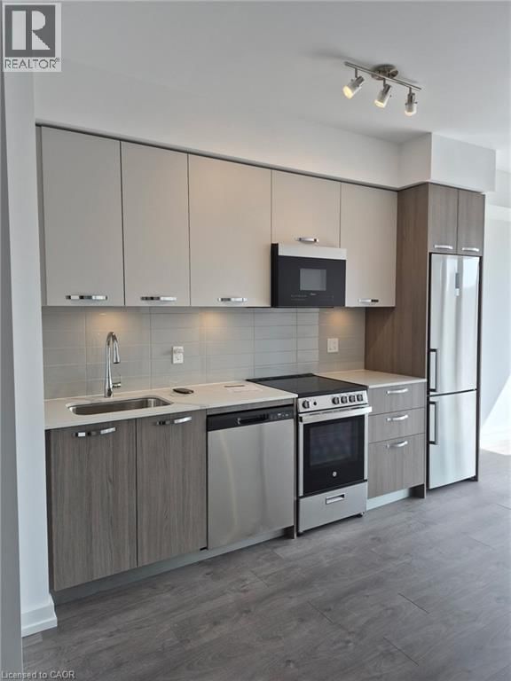 818 - 75 JAMES STREET SOUTH Image 5