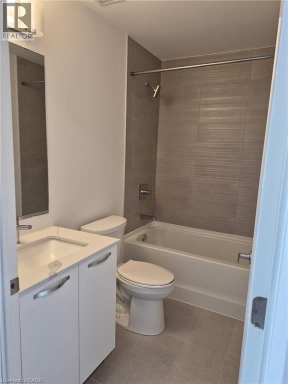 818 - 75 JAMES STREET SOUTH Image 7