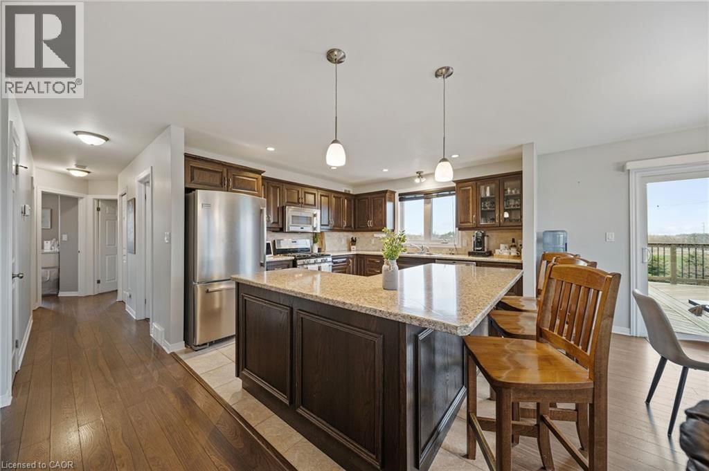 2461 HIGHWAY 6 Image 11