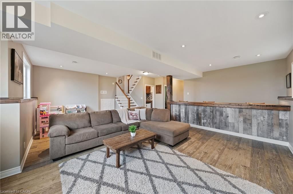 2461 HIGHWAY 6 Image 26