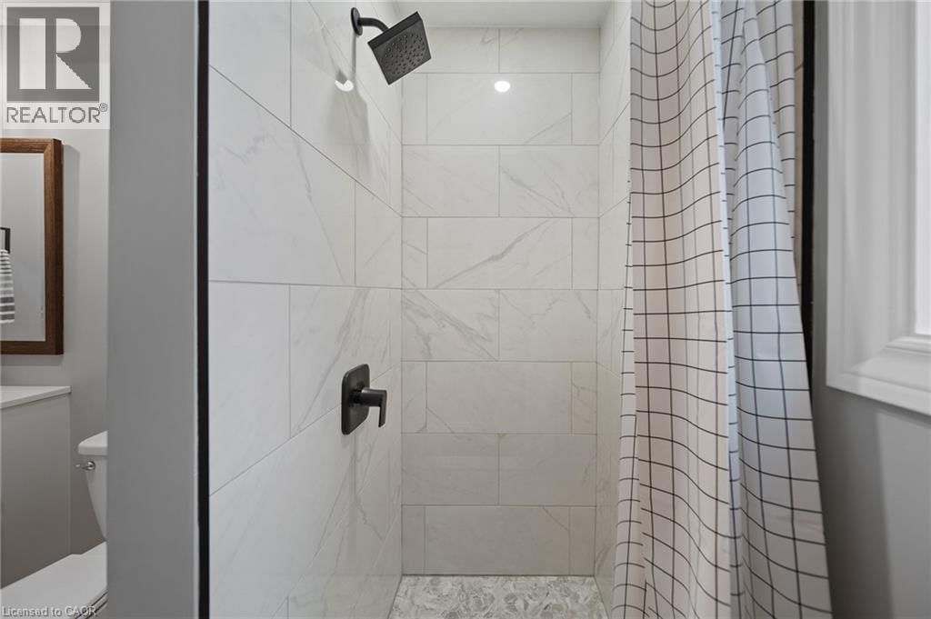 2461 HIGHWAY 6 Image 31