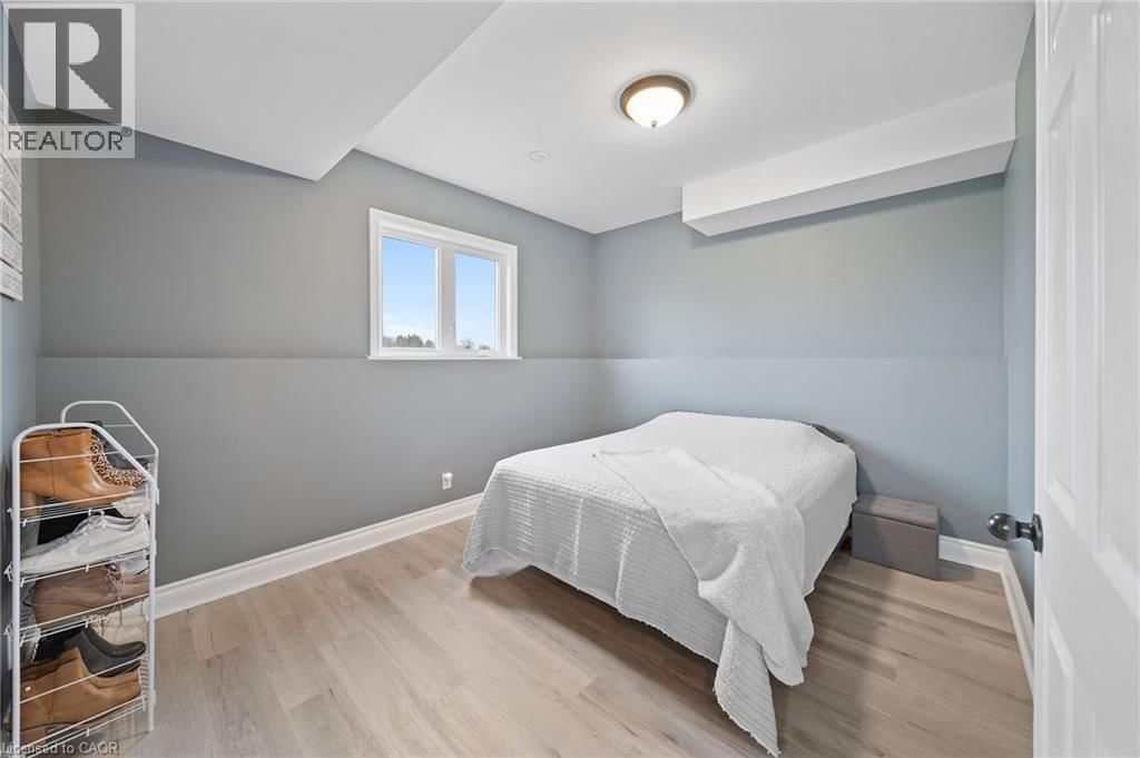 2461 HIGHWAY 6 Image 32