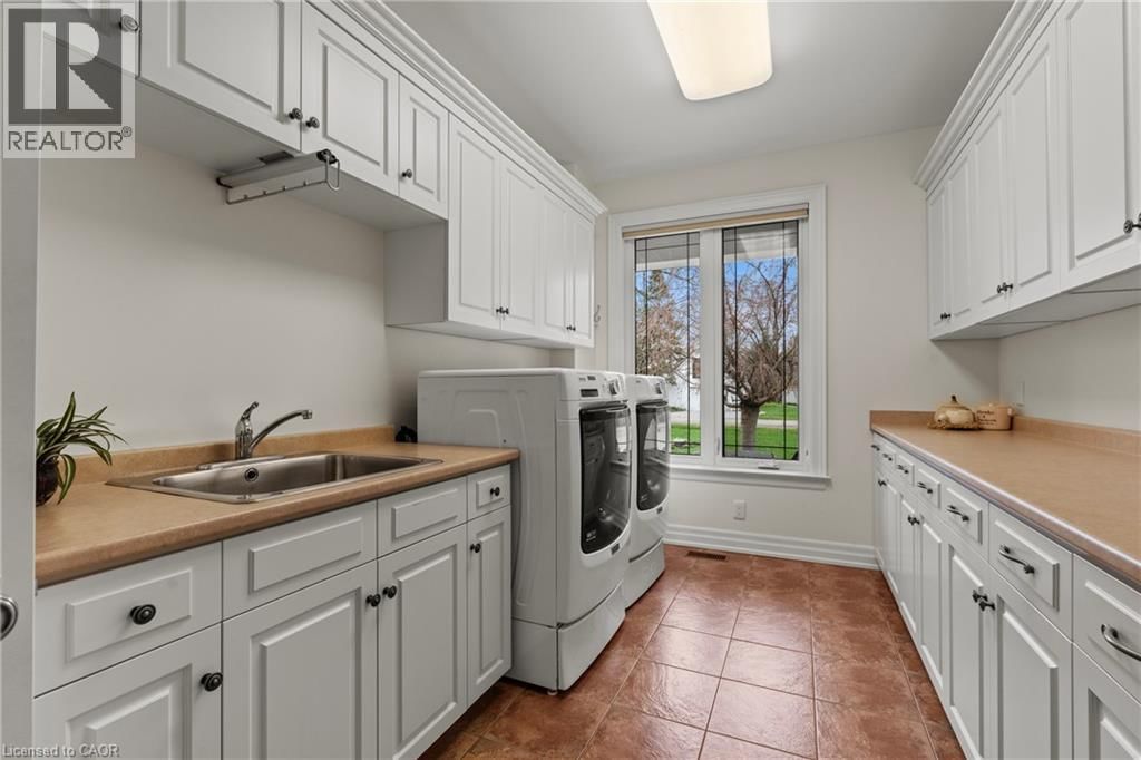 161 WILLIAM STREET Image 19