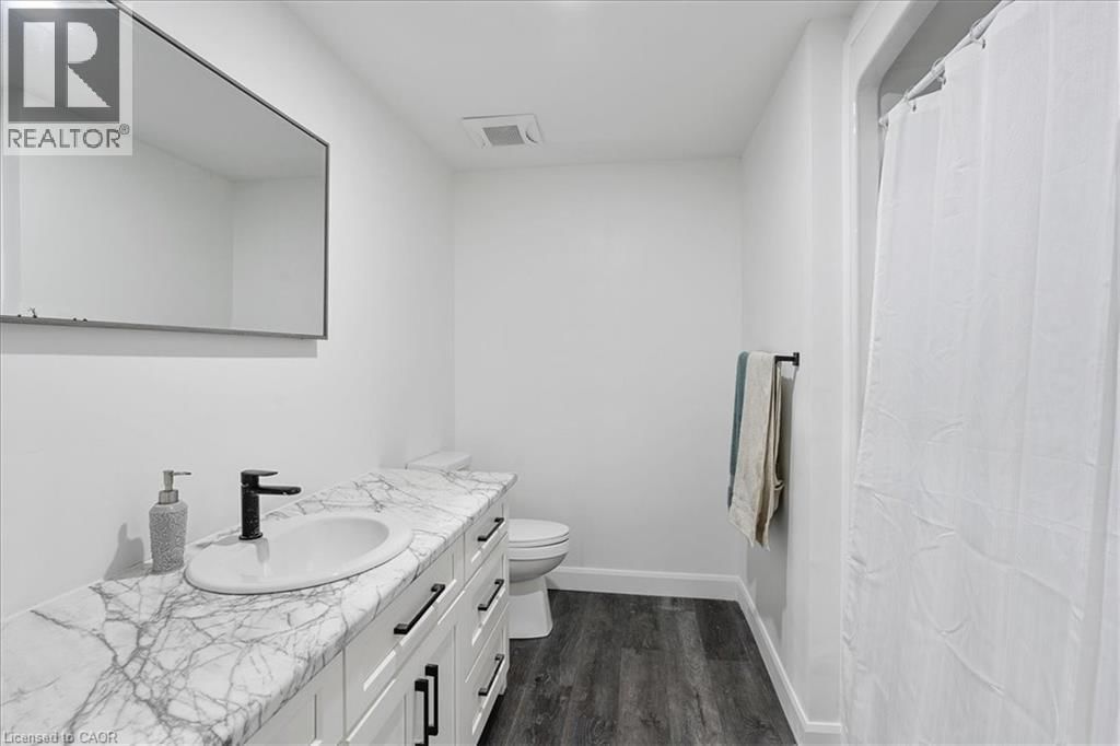 12407 COUNTY RD 503 Image 32