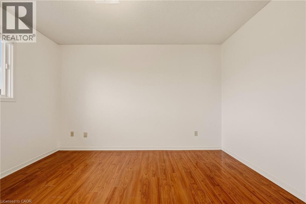 90 LYNNETTE DRIVE Image 39